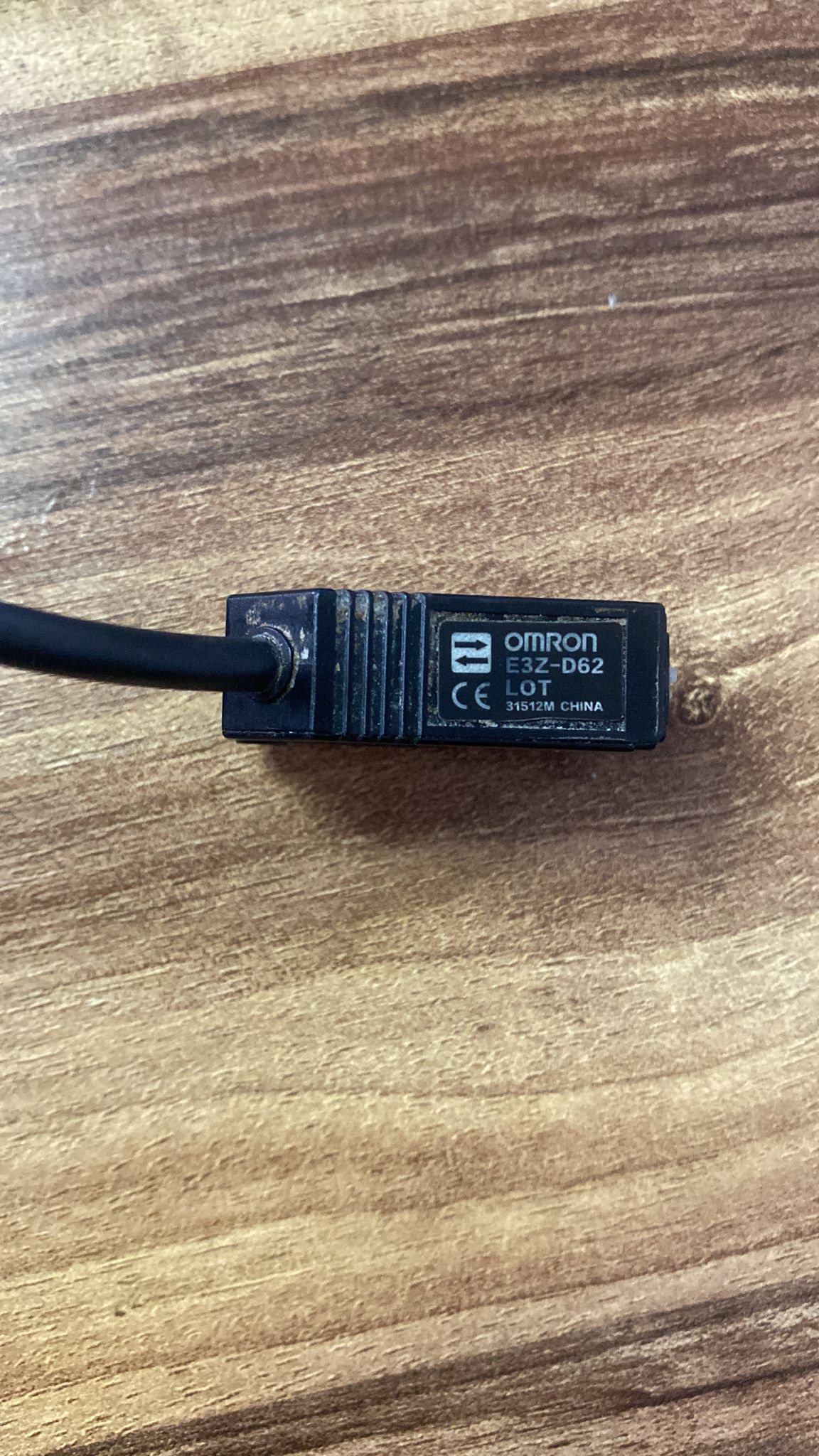E3Z-D62 LOT