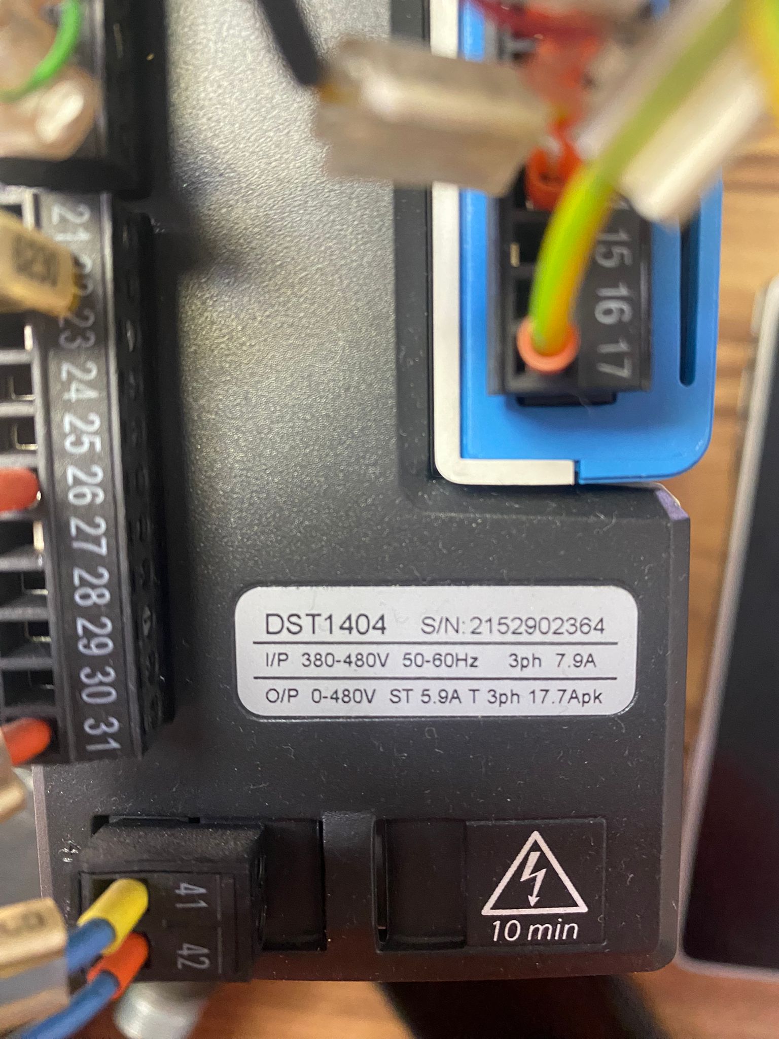 DST1404